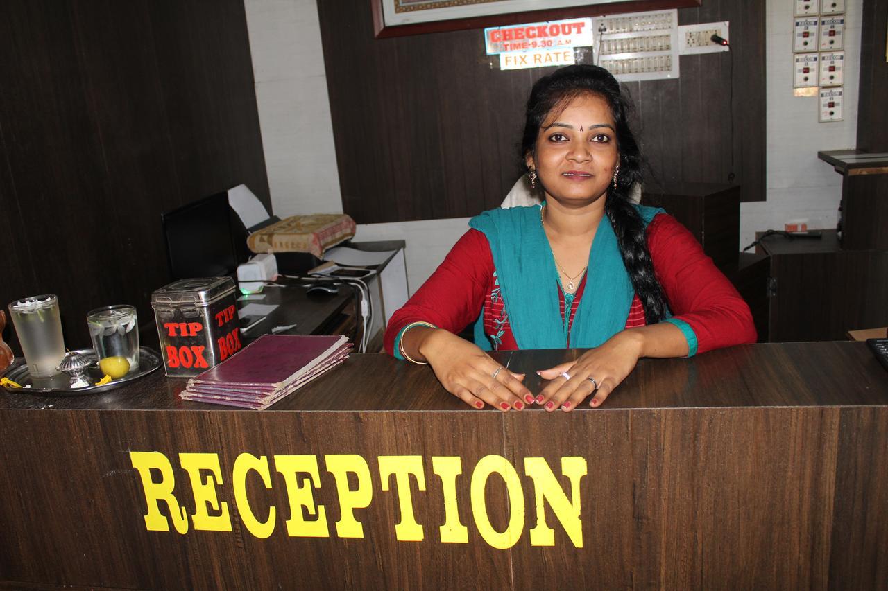 Hotel Sun Plaza-Near Konark Sun Temple- Couple Friendly-Best Choice Of Travellers Экстерьер фото